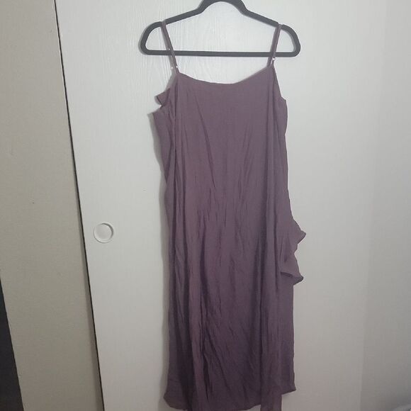Ruffled Asymmetrical Dress in Mauve - Picture 4 of 5